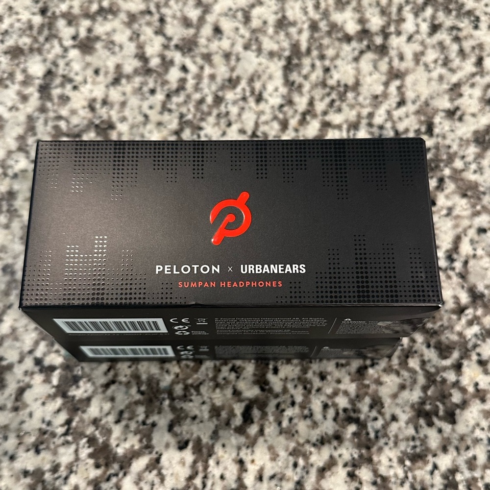 NWT Peloton x Urbanears Sumpan Headphones